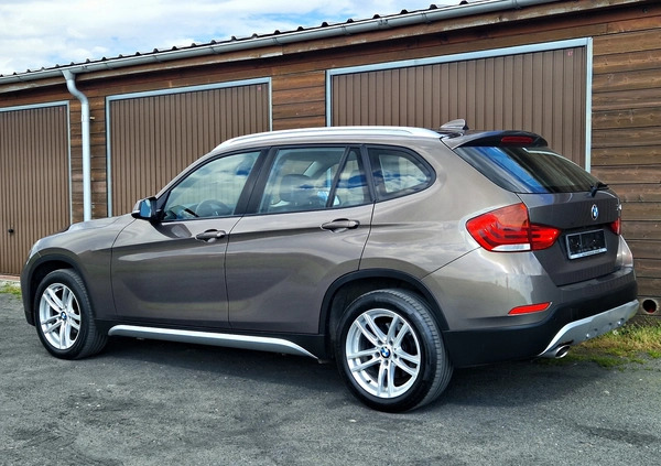 BMW X1 cena 53900 przebieg: 174000, rok produkcji 2013 z Września małe 781